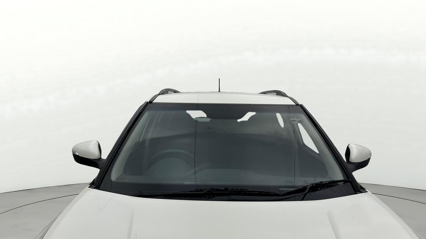 2022 Mahindra XUV300 W8 1.5 DIESEL, Diesel, Manual, 44,851 km, Front Windshield