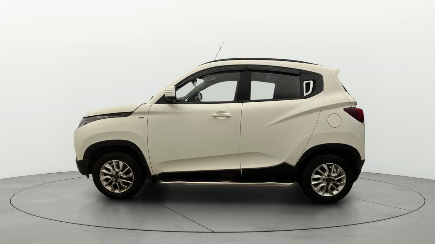 2016 Mahindra Kuv100 K8 6 STR, CNG, Manual, 22,314 km, Left Side