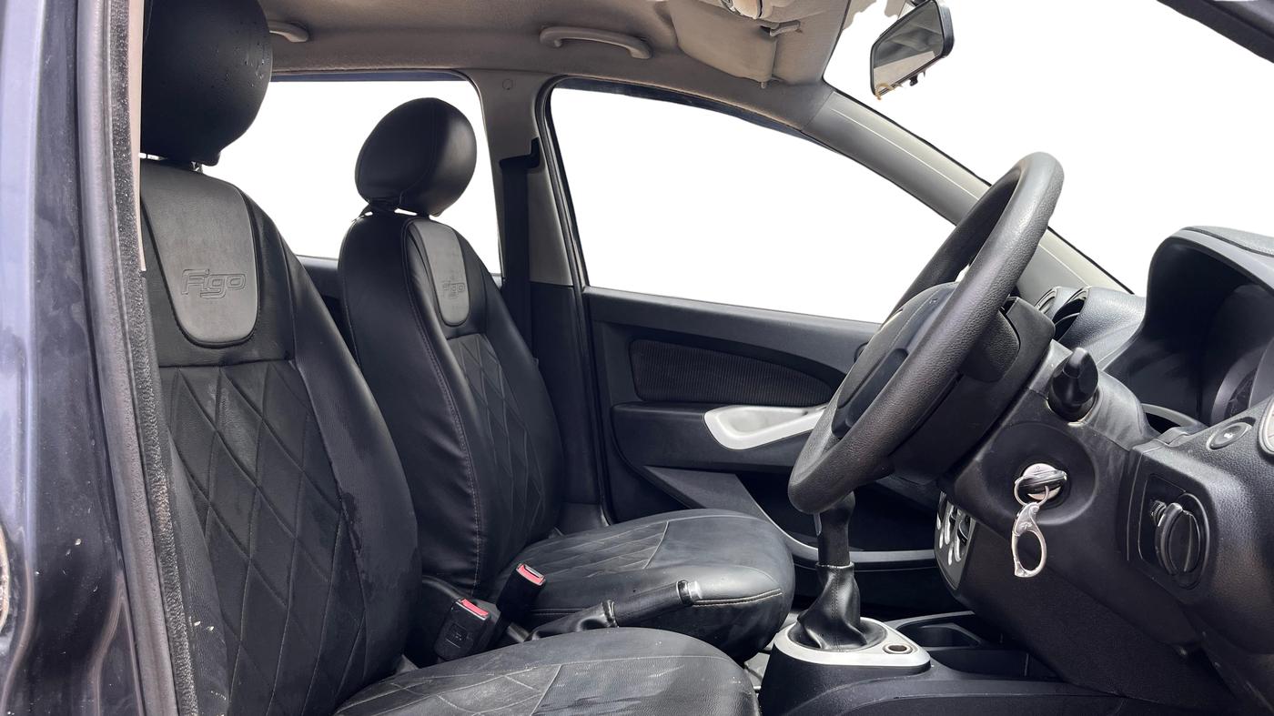 2013 Ford Figo ZXI 1.4 DIESEL, Diesel, Manual, 1,39,658 km, Right Side Front Door Cabin