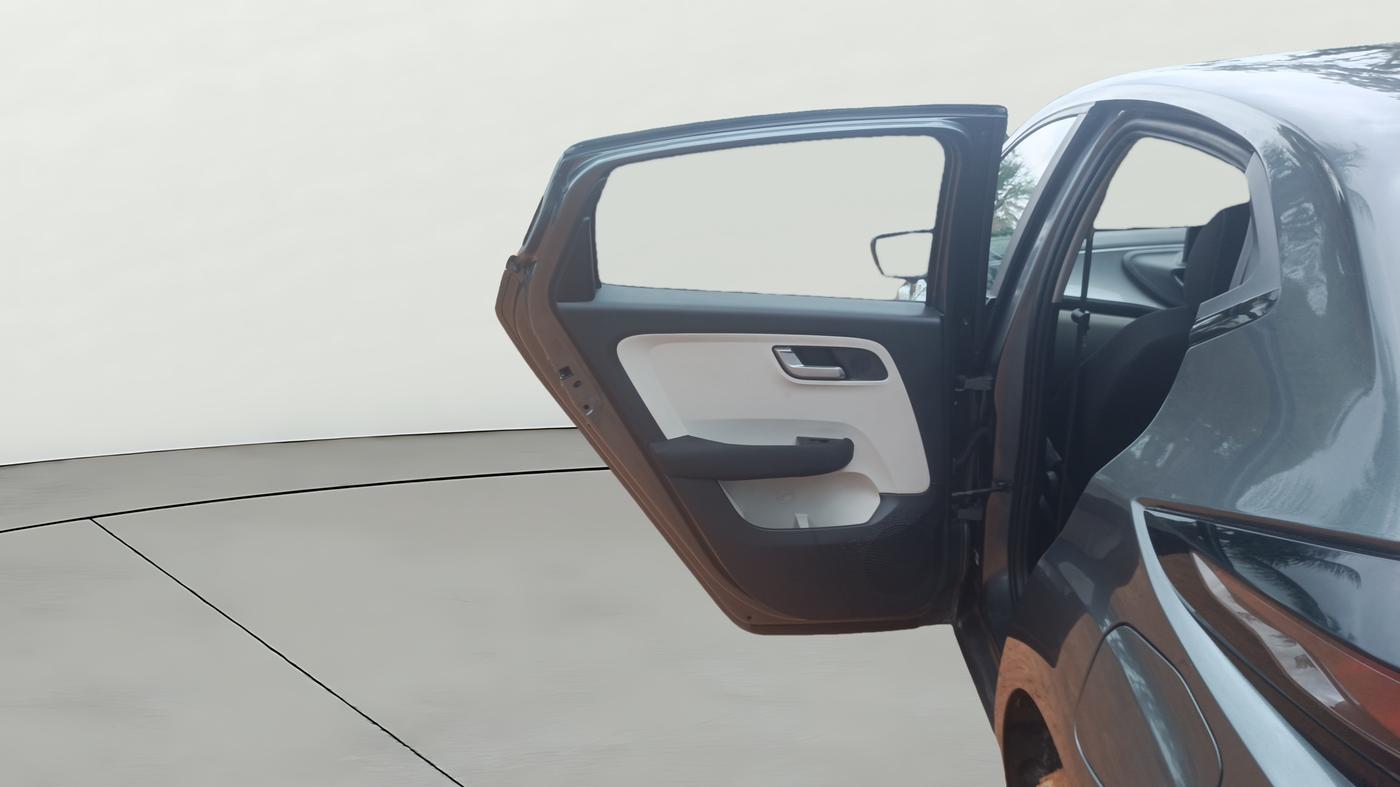 2023 Tata ALTROZ XZ Plus Sunroof i-Turbo , Petrol, Manual, 45,516 km, LHS Rear Door