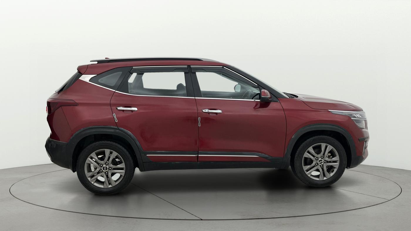 2023 KIA SELTOS  HTX 1.5 PETROL MT, Petrol, Manual, 31,755 km, Right Side View