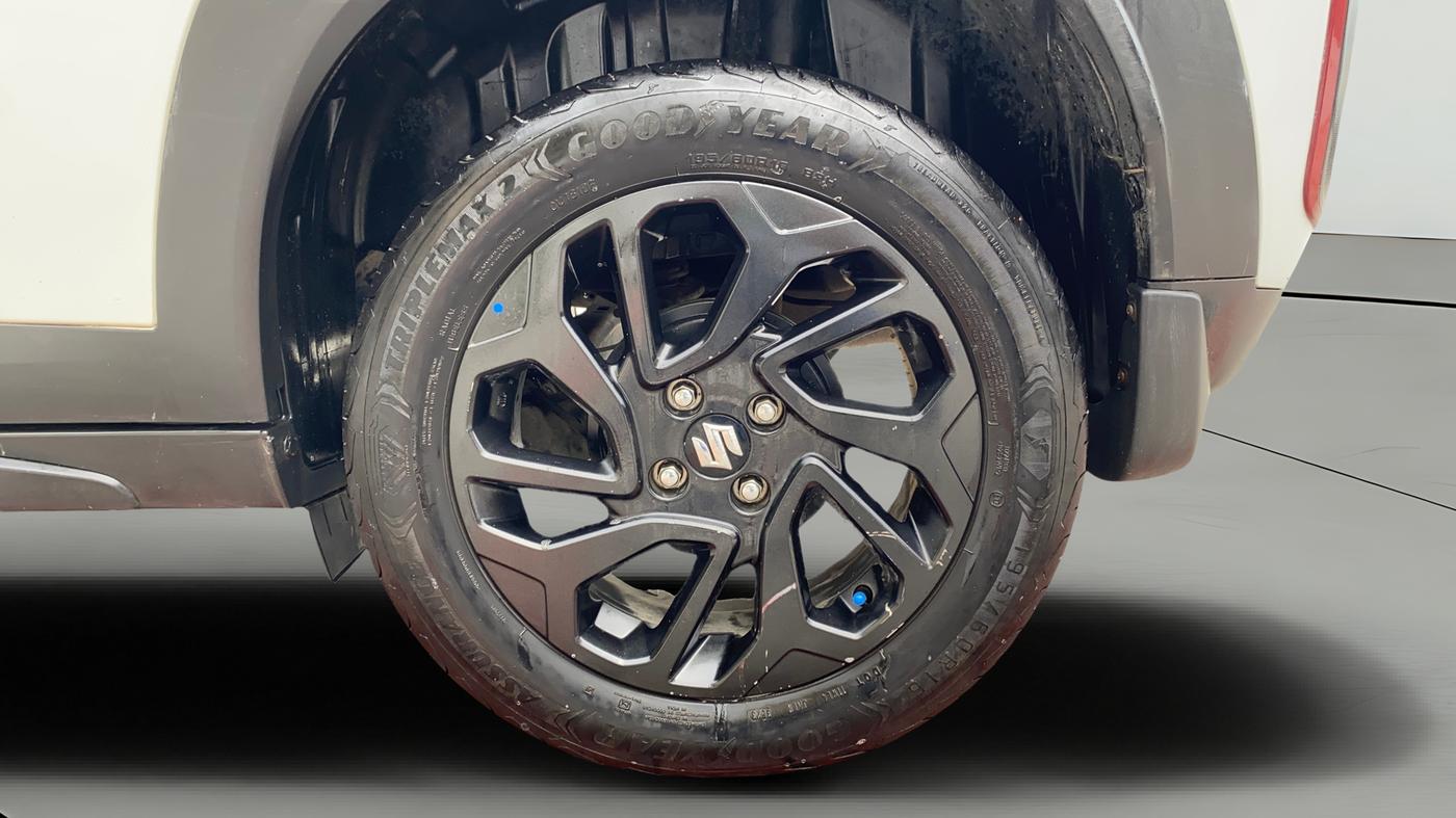 2023 Maruti FRONX DELTA PLUS 1.2L AGS, Petrol, Automatic, 48,912 km, Left Rear Wheel