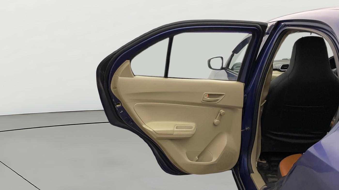 2020 Maruti Dzire LXI, CNG, Manual, 32,076 km, LHS Rear Door