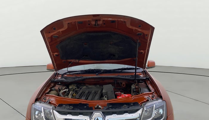 2016 Renault Duster RXL PETROL, Petrol, Manual, 39,124 km, Open Bonet