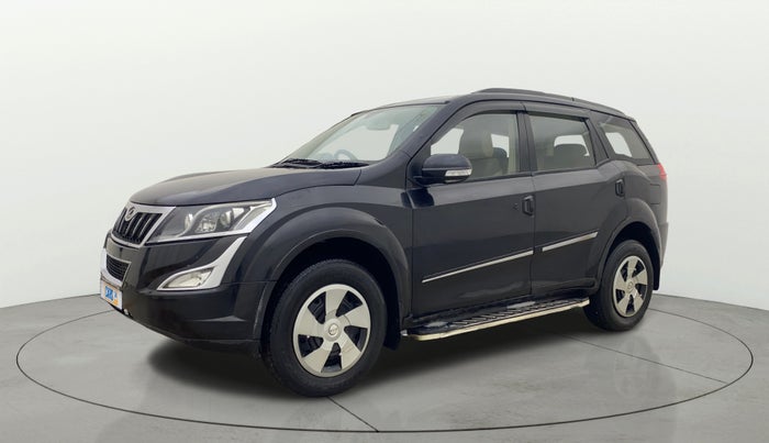 2017 Mahindra XUV500 W6, Diesel, Manual, 76,882 km, Left Front Diagonal