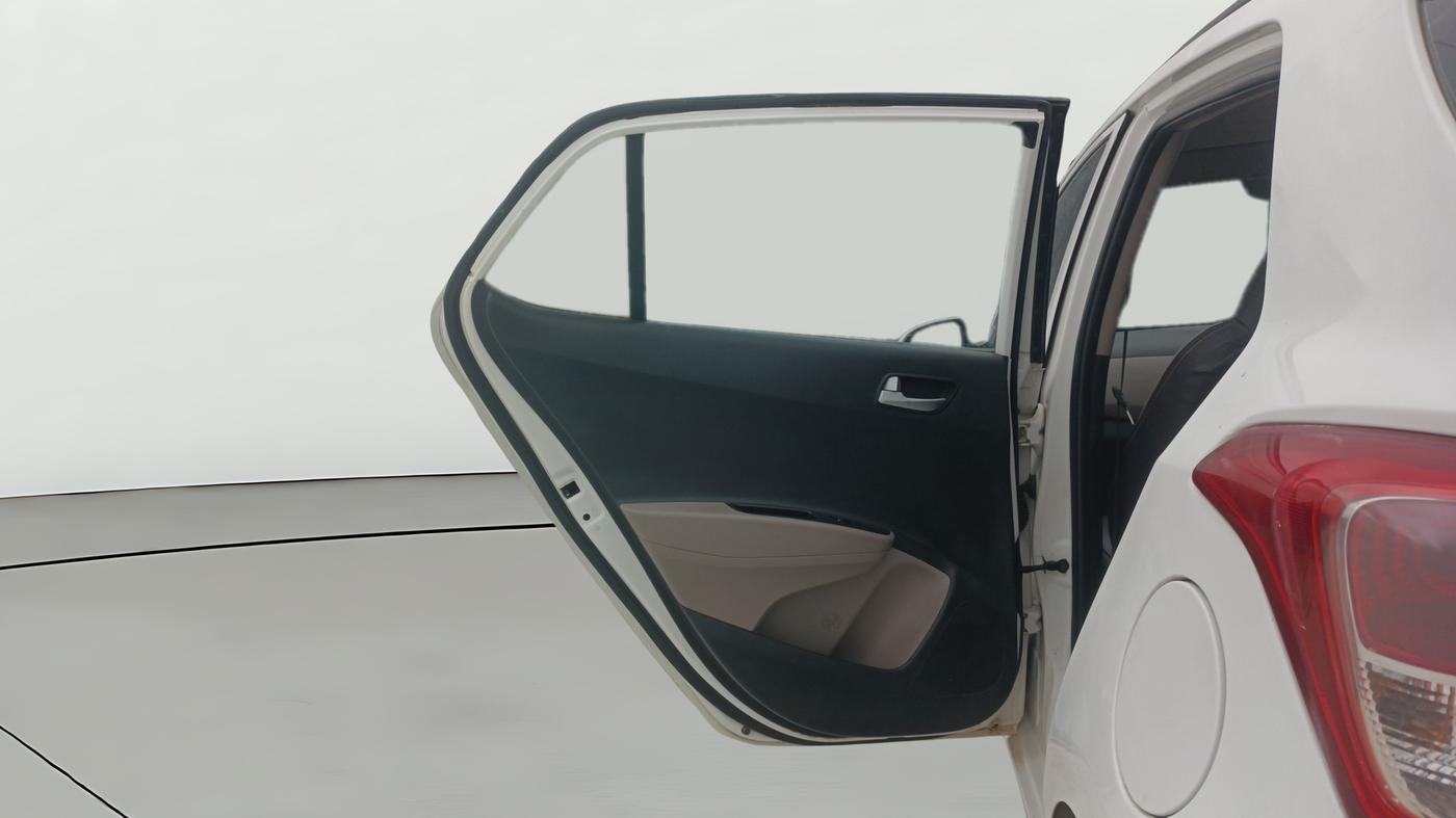 2015 Hyundai Grand i10 ASTA AT 1.2 KAPPA VTVT, Petrol, Automatic, 70,883 km, LHS Rear Door