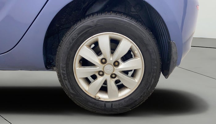 2014 Hyundai i20 SPORTZ 1.4 AT, Petrol, Automatic, 36,575 km, Left Rear Wheel