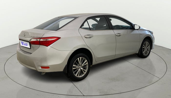 2015 Toyota Corolla Altis VL CVT PETROL, Petrol, Automatic, 1,38,199 km, Right Back Diagonal