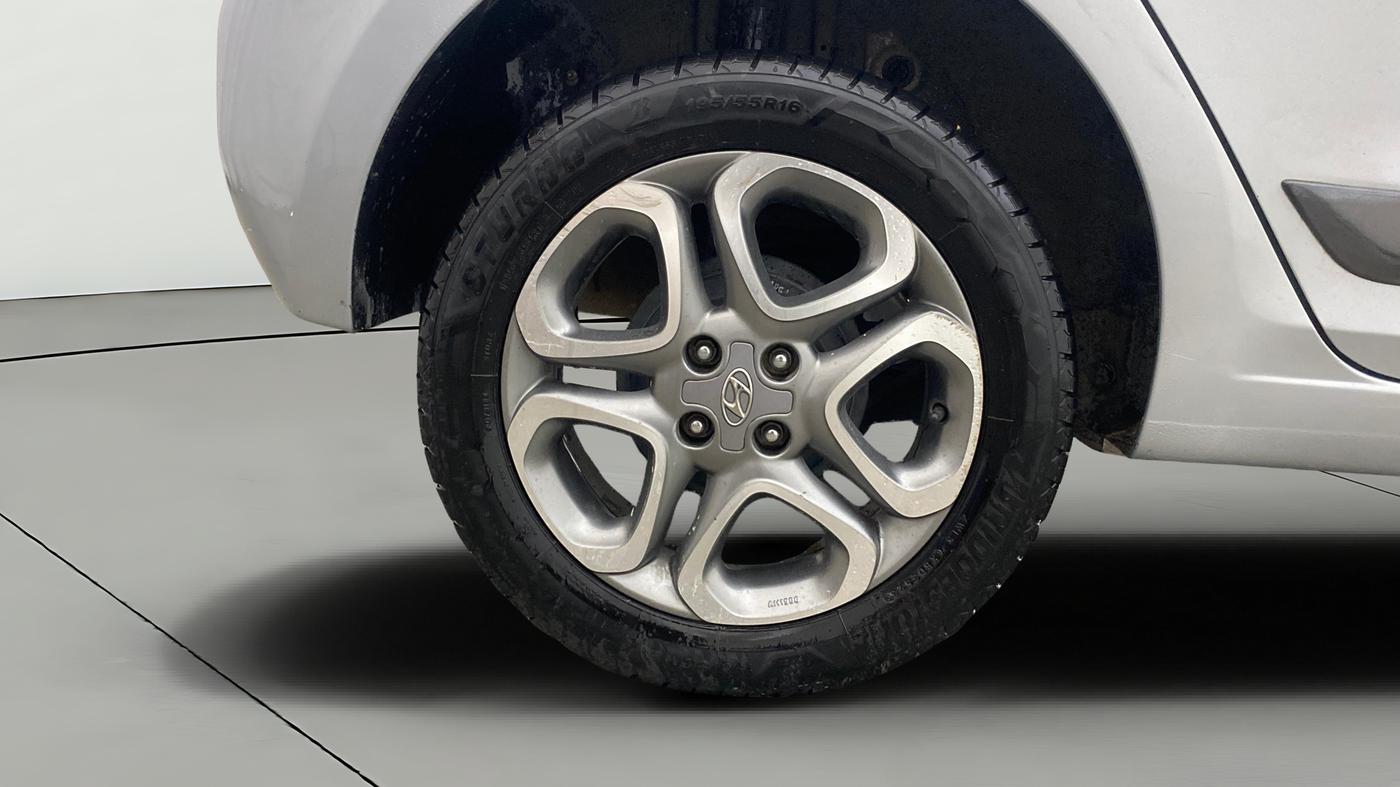 2019 Hyundai Elite i20 ASTA (O) CVT, Petrol, Automatic, 73,276 km, Right Rear Wheel