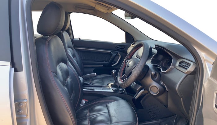 2021 Renault Kiger RXZ MT, Petrol, Manual, 46,377 km, Right Side Front Door Cabin