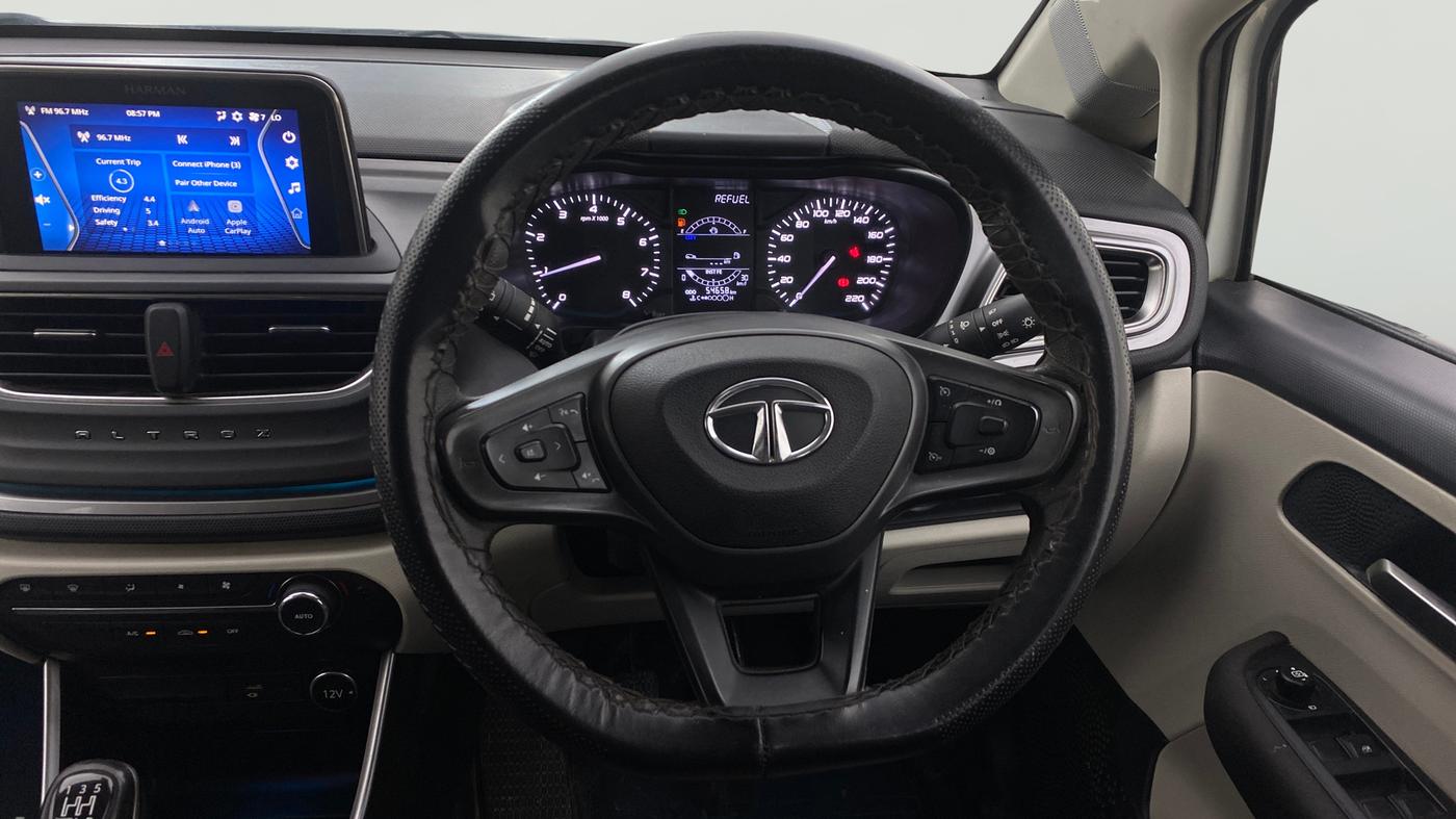 2022 Tata ALTROZ XZ PETROL, Petrol, Manual, 54,827 km, Steering Wheel Close Up