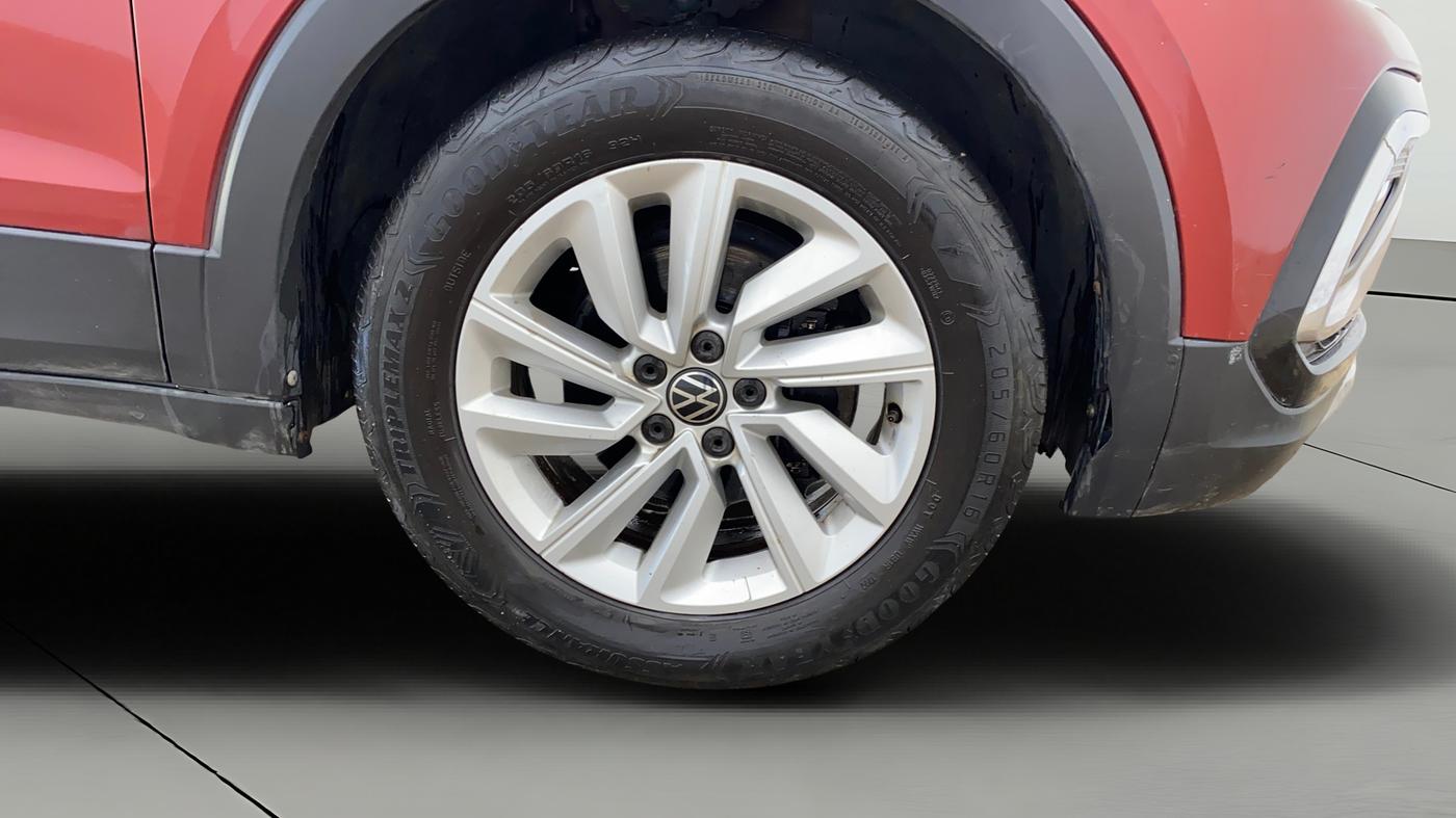 2022 Volkswagen TAIGUN HIGHLINE 1.0 TSI MT, Petrol, Manual, 52,887 km, Right Front Wheel