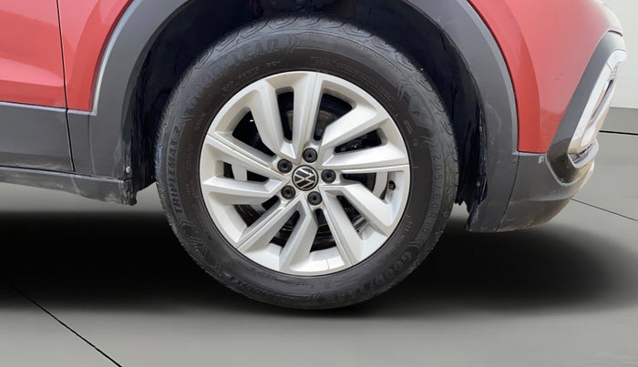 2022 Volkswagen TAIGUN HIGHLINE 1.0 TSI MT, Petrol, Manual, 52,887 km, Right Front Wheel