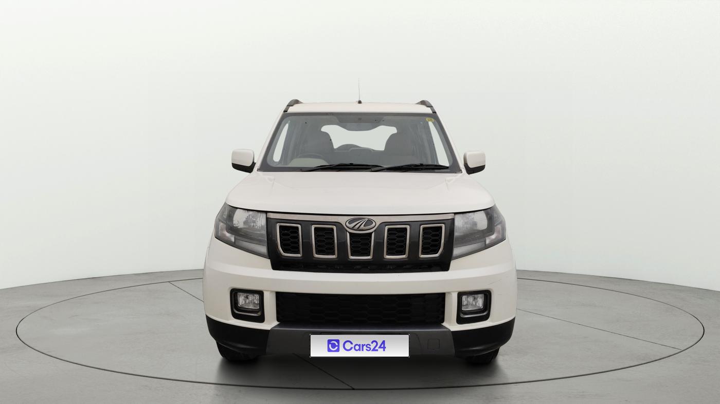 2019 Mahindra TUV300 T10, Diesel, Manual, 27,583 km, Front