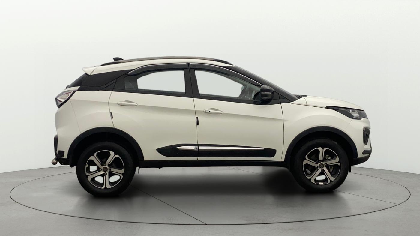 2022 Tata NEXON XZ PLUS PETROL, Petrol, Manual, 20,033 km, Right Side View