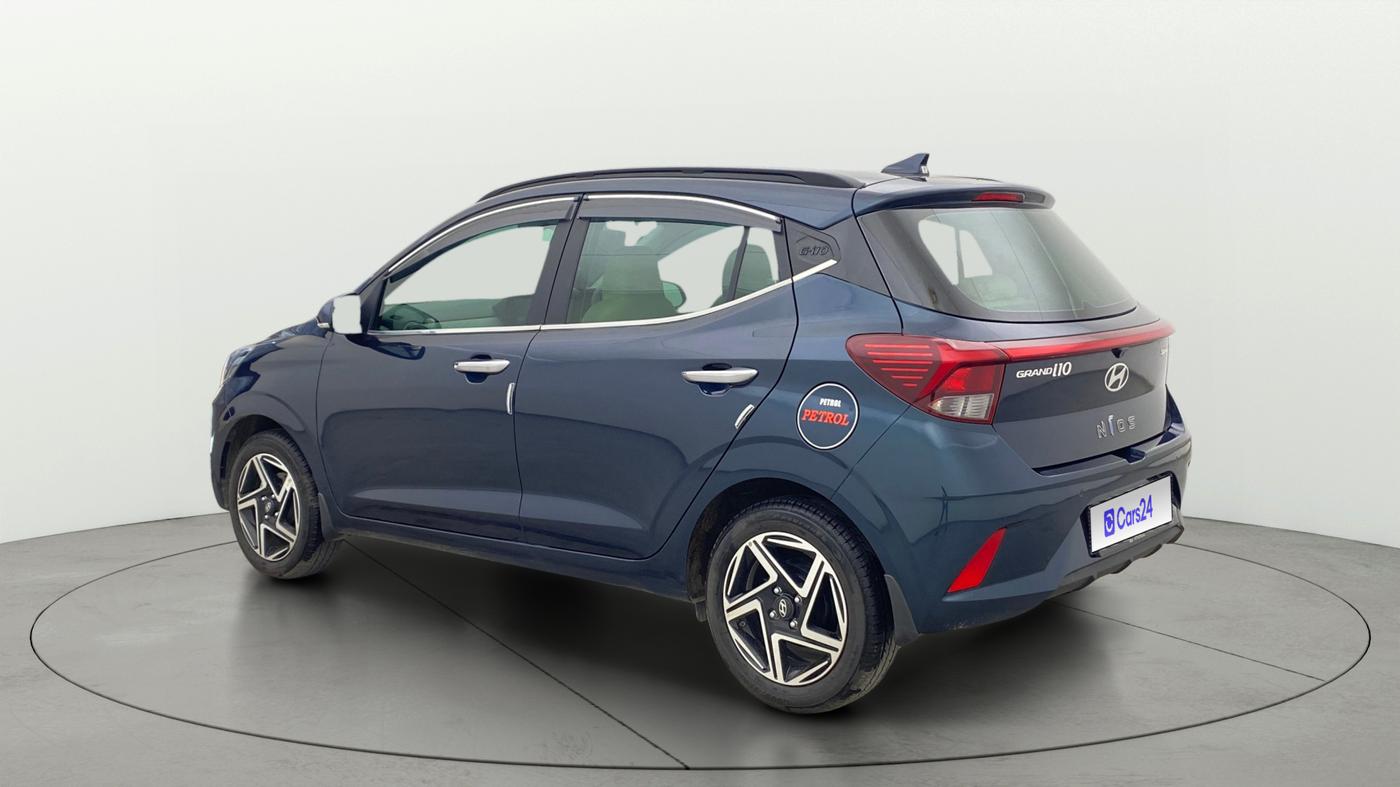2025 Hyundai GRAND I10 NIOS Sportz (O) 1.2 Kappa AMT, Petrol, Automatic, 3,161 km, Left Back Diagonal