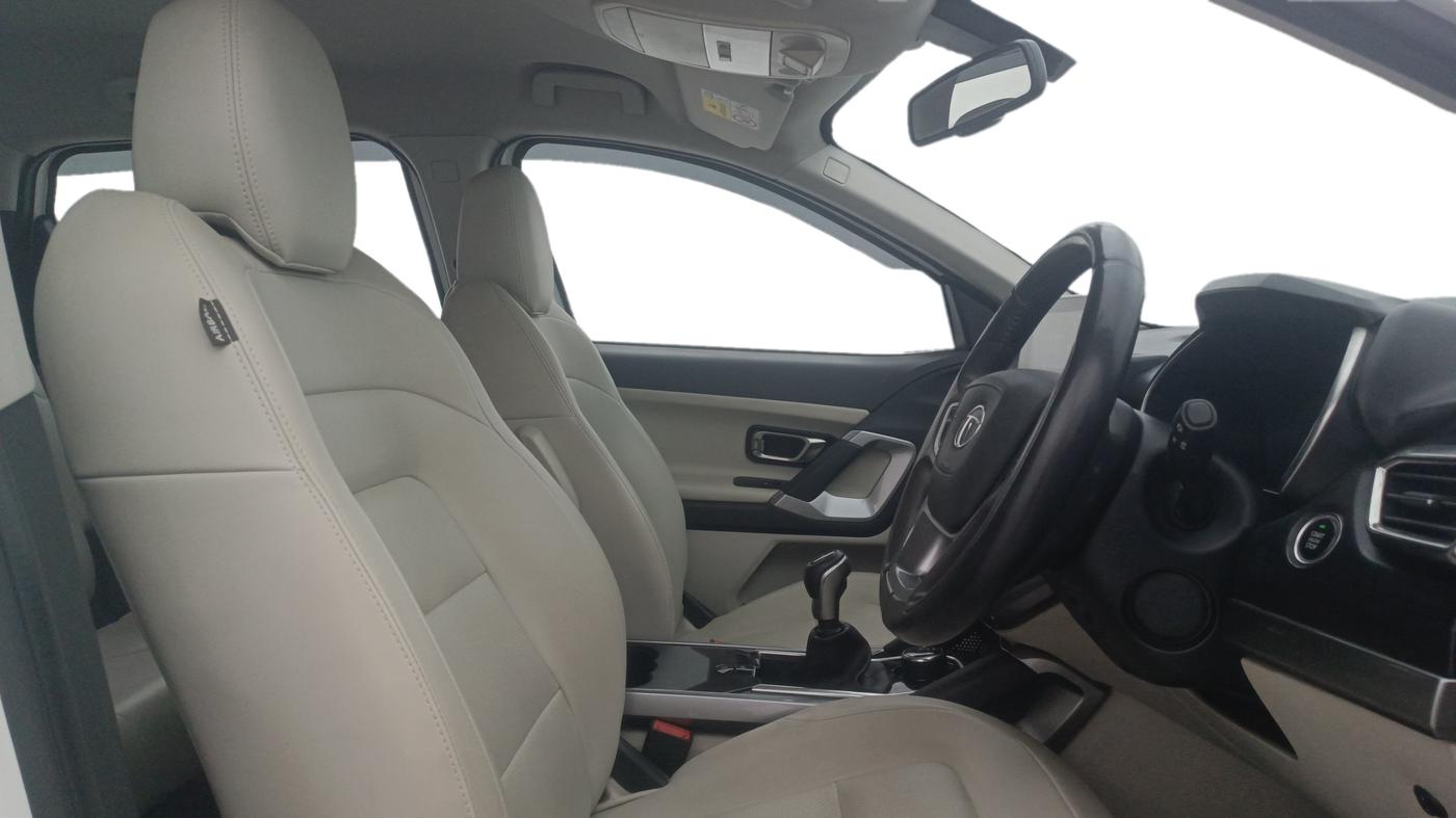 2021 Tata Safari XZ, Diesel, Manual, 64,094 km, Right Side Front Door Cabin