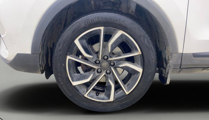 2022 MG ASTOR SAVVY 1.3 TURBO AT S RED, Petrol, Automatic, 17,450 km, Left Front Wheel