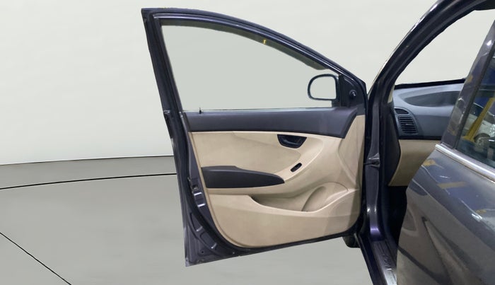 2014 Hyundai Eon MAGNA +, Petrol, Manual, 89,443 km, LHS Front Door