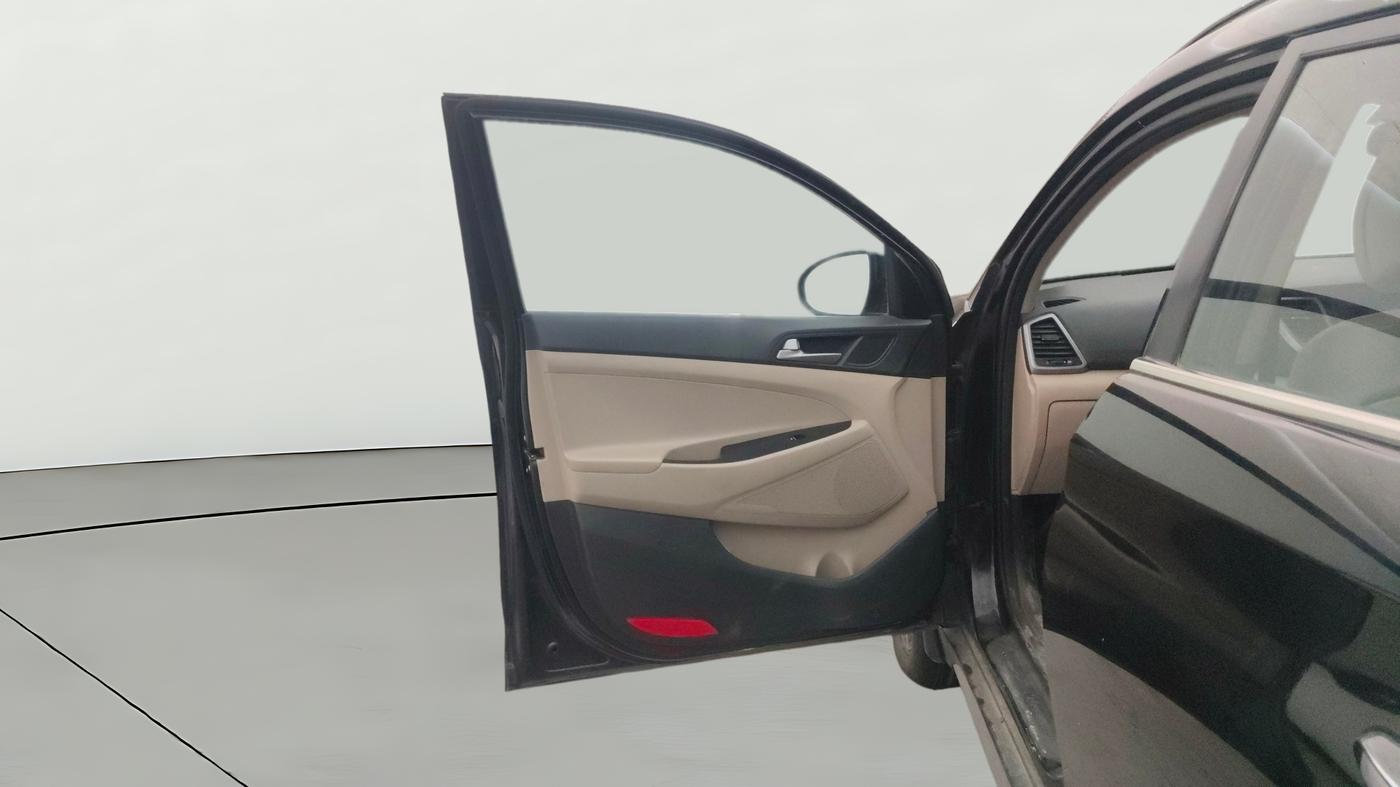 2019 Hyundai Tucson GLS 2WD AT PETROL, Petrol, Automatic, 79,010 km, LHS Front Door