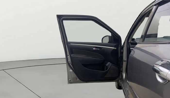 2014 Maruti Swift VDI, Diesel, Manual, 1,38,153 km, LHS Front Door