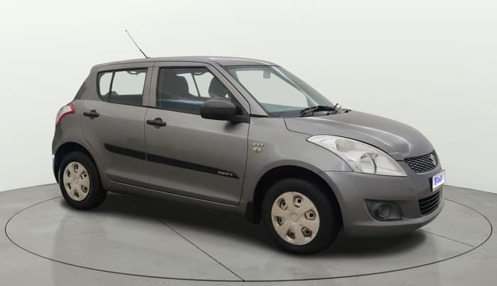 2013 Maruti Swift LXI, Petrol, Manual, 32,614 km, Right Front Diagonal