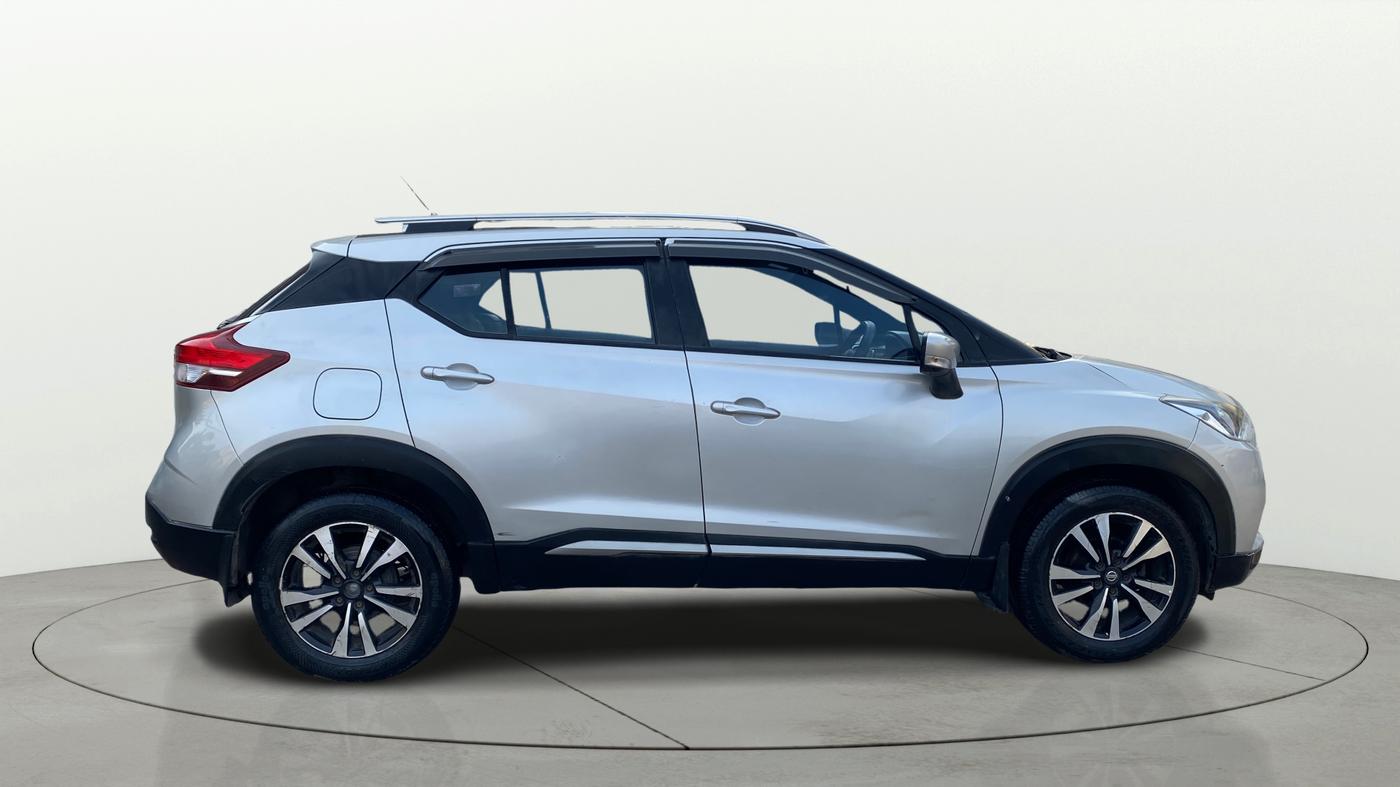 2019 Nissan Kicks XV 1.5, Petrol, Manual, 44,890 km, Right Side View