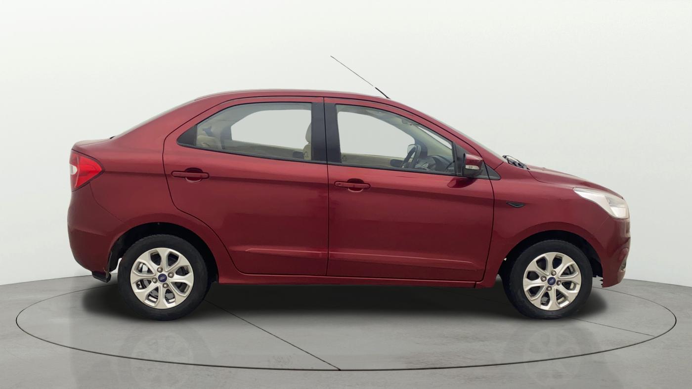2017 Ford Figo Aspire TITANIUM 1.2 PETROL, Petrol, Manual, 52,795 km, Right Side View