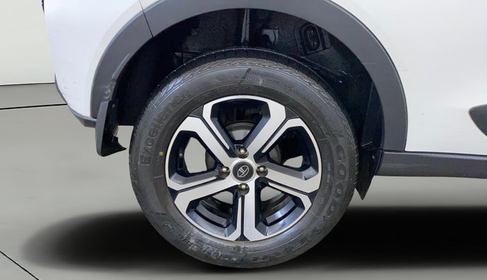 2022 Tata NEXON XZ PLUS PETROL, Petrol, Manual, 24,811 km, Right Rear Wheel