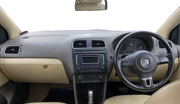 2013 Volkswagen Vento HIGHLINE PETROL AT, Petrol, Automatic, 74,967 km, Dashboard