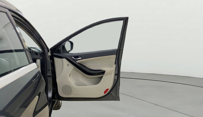 2020 Tata NEXON XZ PETROL, Petrol, Manual, 32,738 km, RHS Front Door