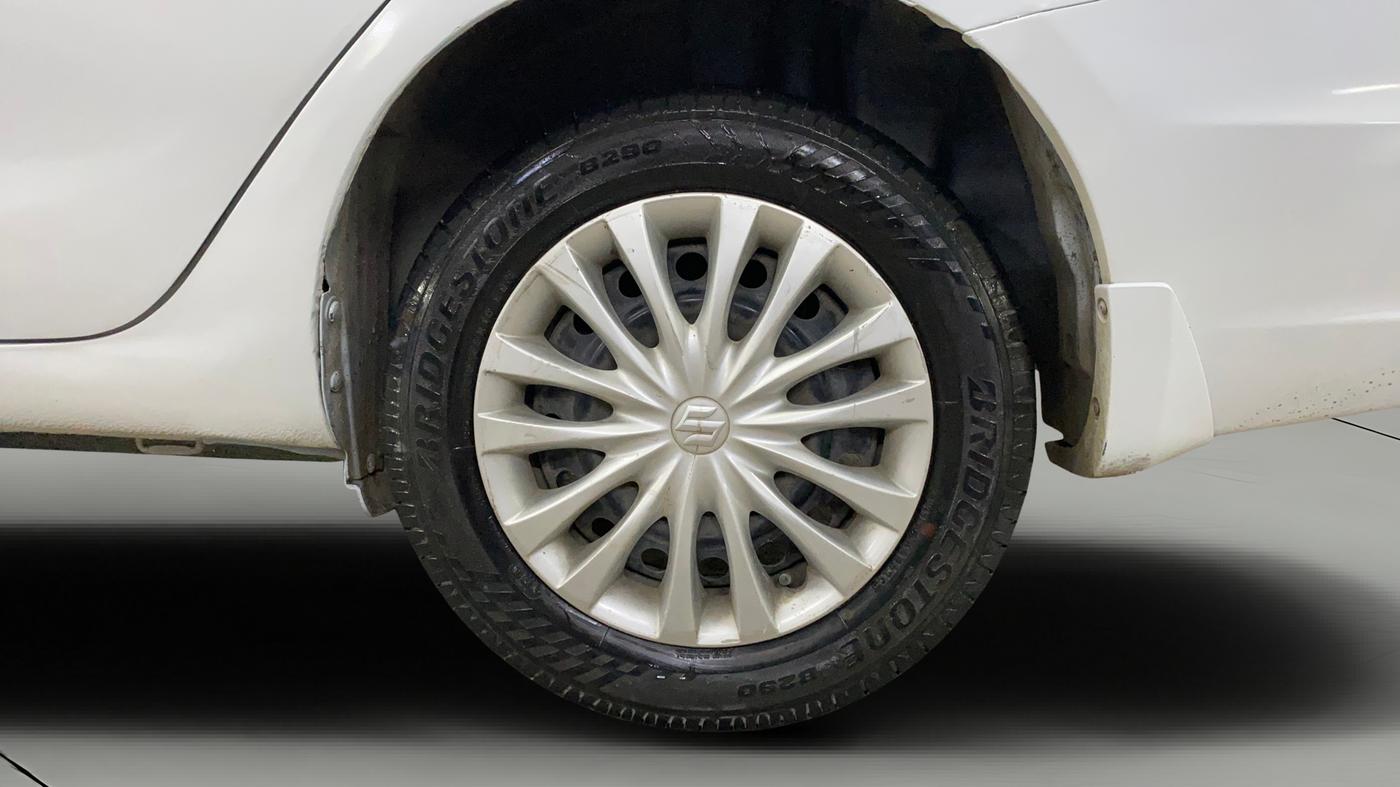 2017 Maruti Ciaz VXI+, Petrol, Manual, 88,308 km, Left Rear Wheel