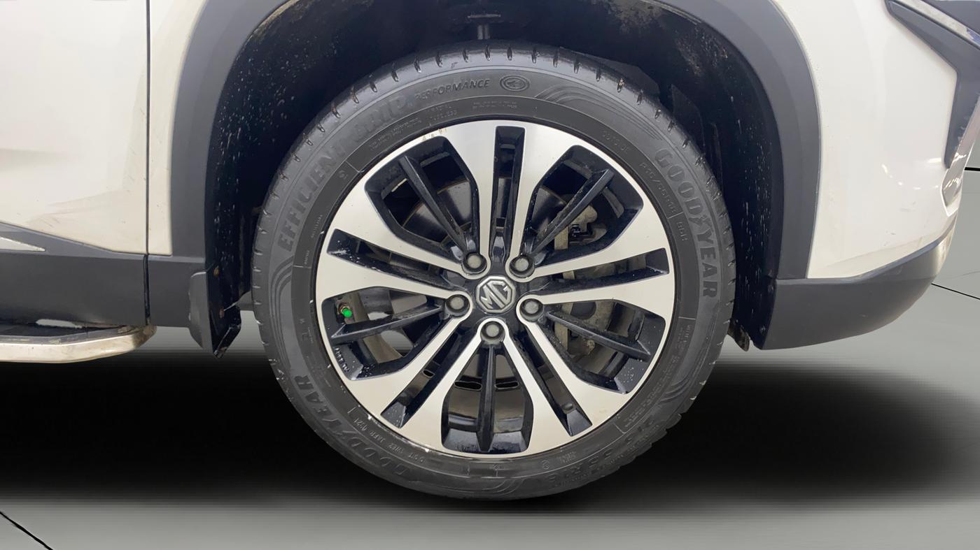 2021 MG HECTOR SHARP HYBRID 1.5 PETROL, Petrol, Manual, 32,926 km, Right Front Wheel