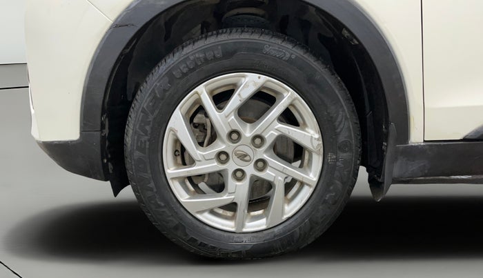 2022 Mahindra XUV300 W8 1.2 PETROL, Petrol, Manual, 45,817 km, Left Front Wheel