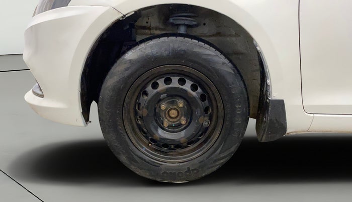 2017 Maruti Swift Dzire VXI, Petrol, Manual, 81,419 km, Left Front Wheel