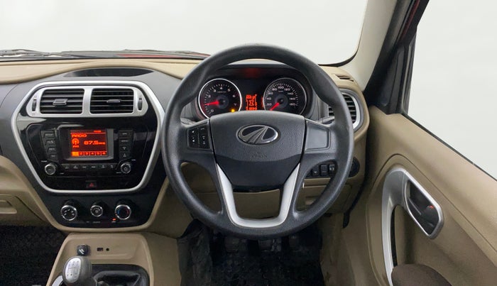 2015 Mahindra TUV300 T8, Diesel, Manual, 88,311 km, Steering Wheel Close Up