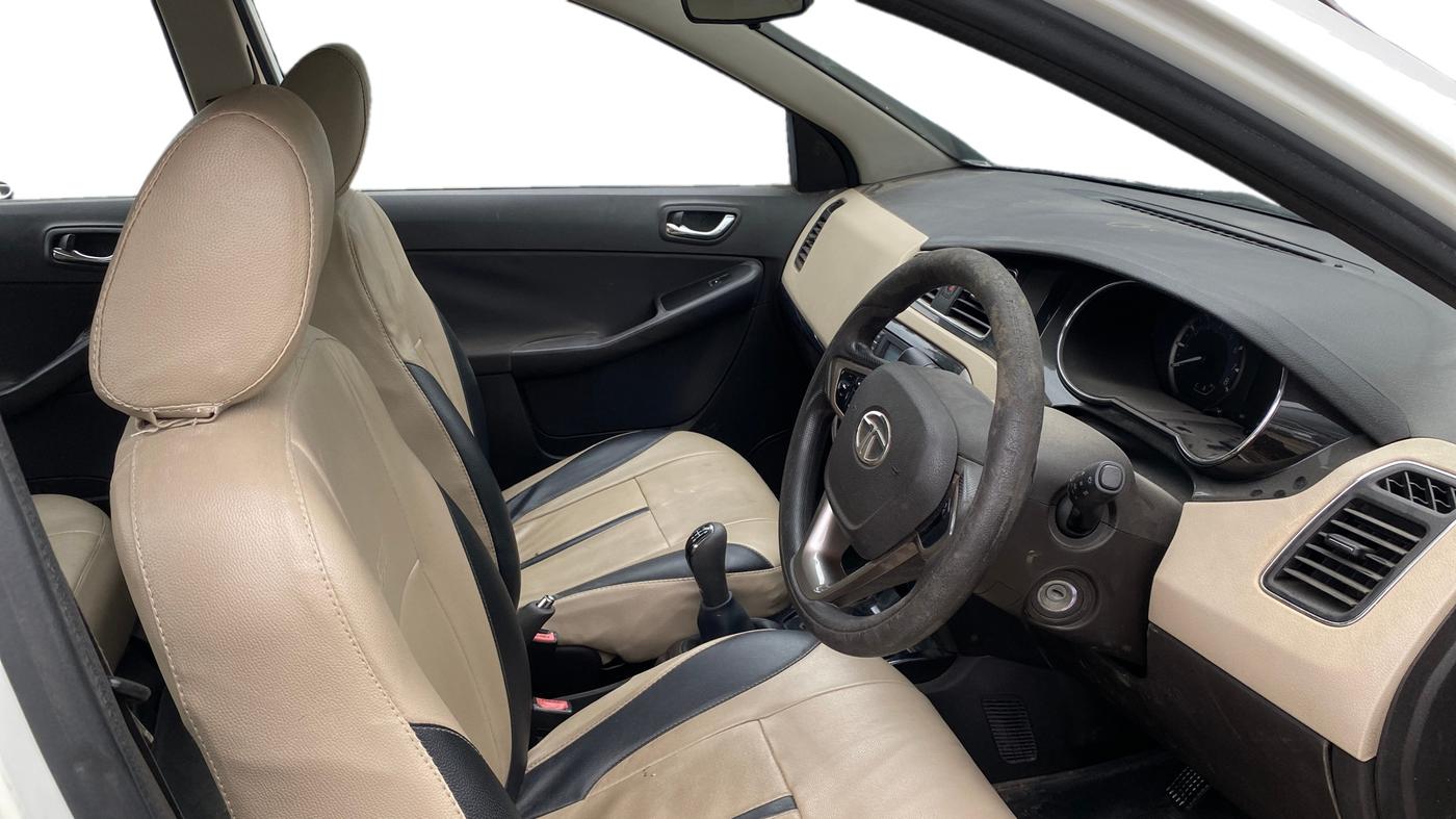 2015 Tata Zest XT PETROL, Petrol, Manual, 1,43,439 km, Right Side Front Door Cabin