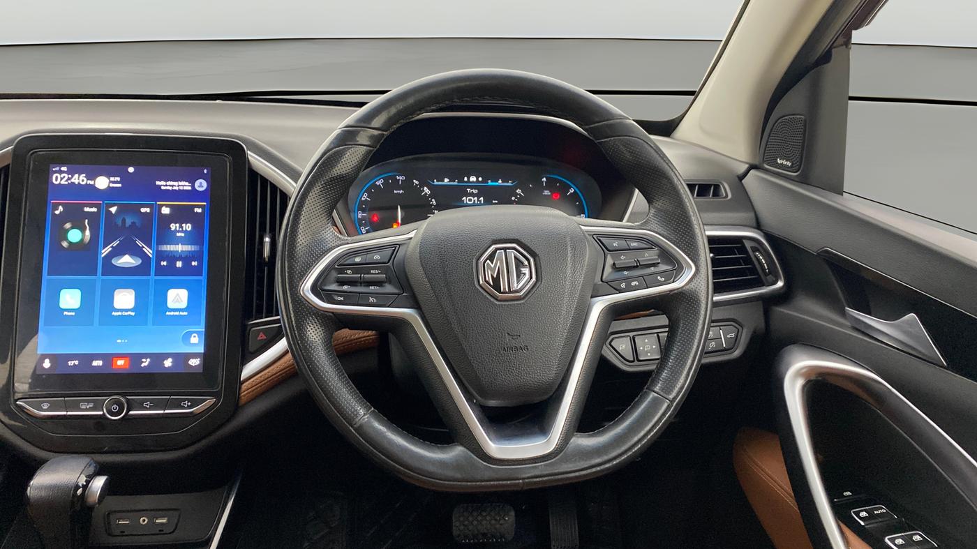 2020 MG HECTOR PLUS SHARP 1.5 PETROL TURBO DCT 6-STR, Petrol, Automatic, 42,072 km, Steering Wheel Close Up