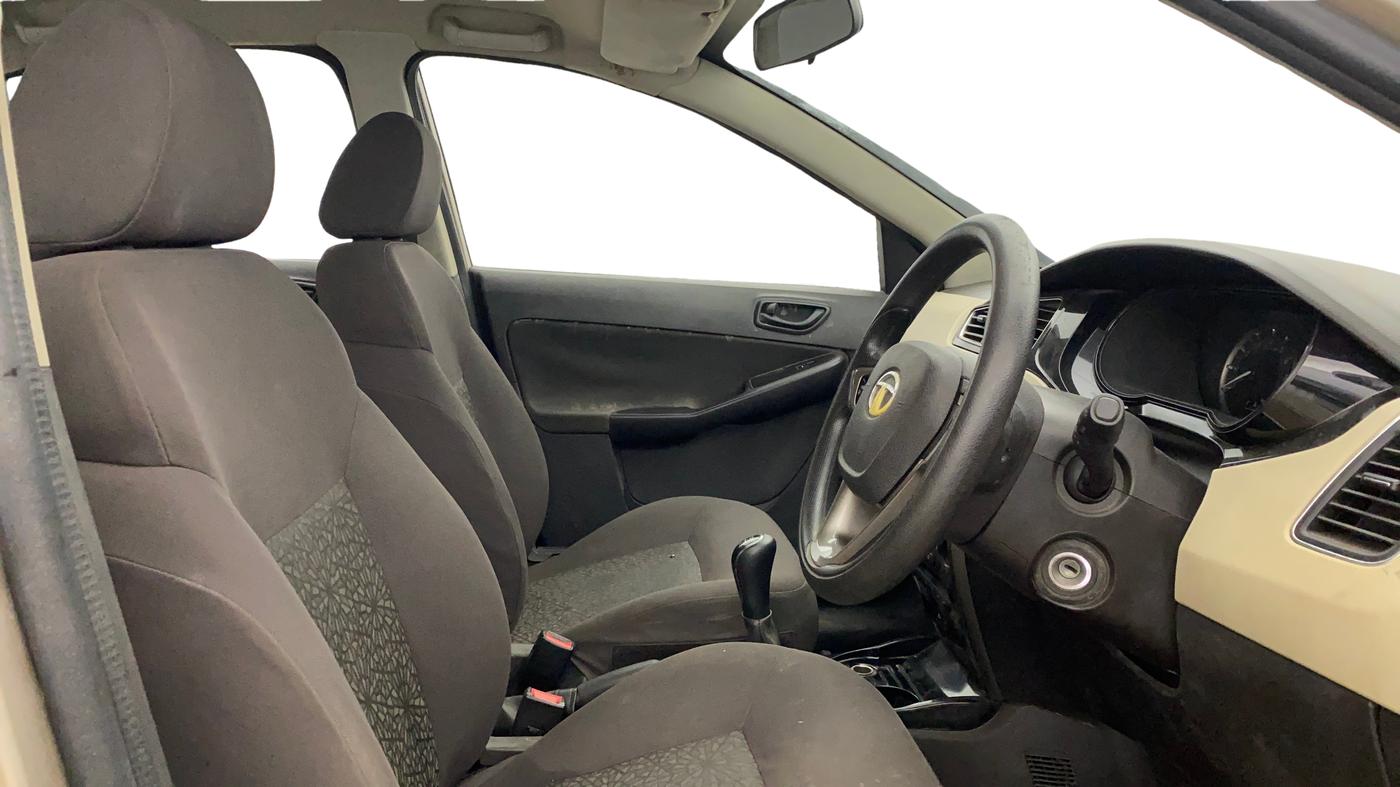 2014 Tata Zest XM PETROL, Petrol, Manual, 75,967 km, Right Side Front Door Cabin
