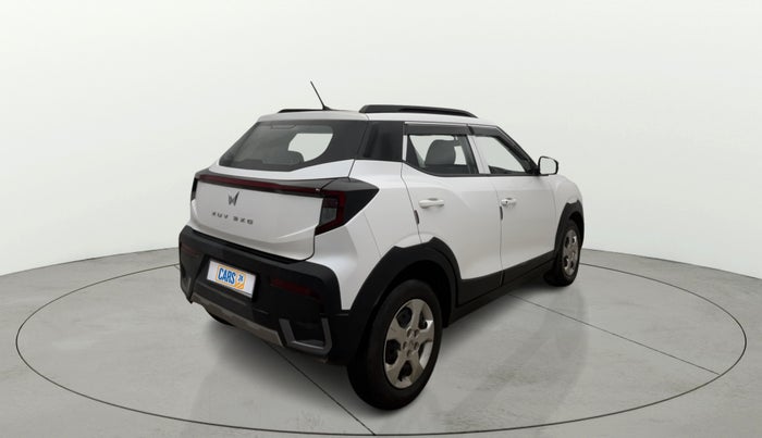 2024 Mahindra XUV 3XO MX2 Pro 1.2 L TCMPFI AT, Petrol, Automatic, 11,056 km, Right Back Diagonal