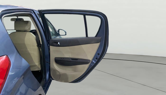 2013 Hyundai i20 MAGNA (O) 1.2, Petrol, Manual, 1,07,680 km, RHS Rear Door