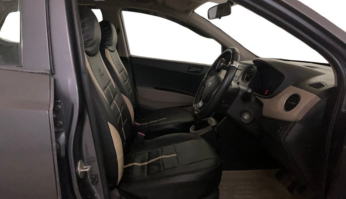 2018 Hyundai Grand i10 MAGNA 1.2 KAPPA VTVT, Petrol, Manual, 24,079 km, Right Side Front Door Cabin