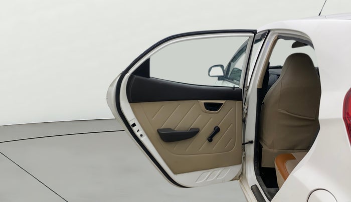 2018 Hyundai Eon MAGNA +, Petrol, Manual, 58,497 km, LHS Rear Door