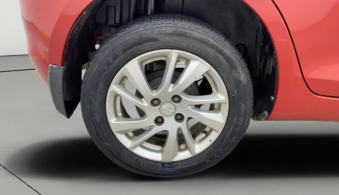 2014 Maruti Swift ZXI, Petrol, Manual, 82,540 km, Right Rear Wheel