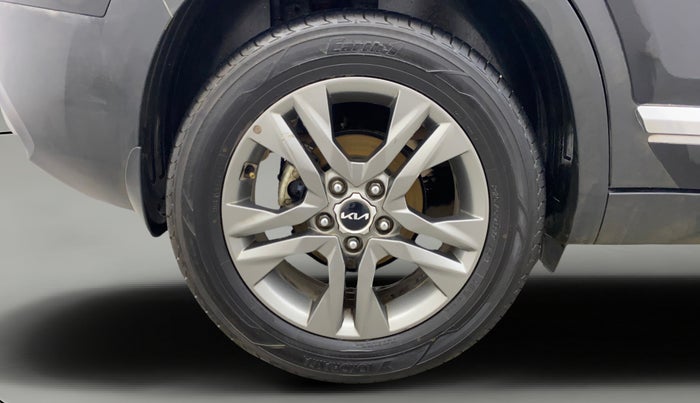 2021 KIA SELTOS HTX IVT 1.5 PETROL, Petrol, Automatic, 60,846 km, Right Rear Wheel