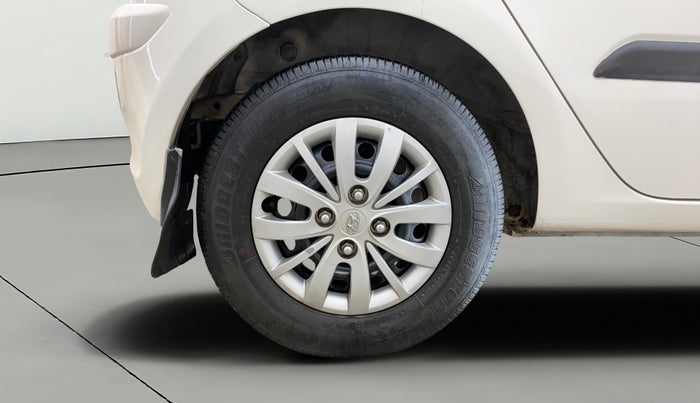 2015 Hyundai i10 SPORTZ 1.1, Petrol, Manual, 59,954 km, Right Rear Wheel