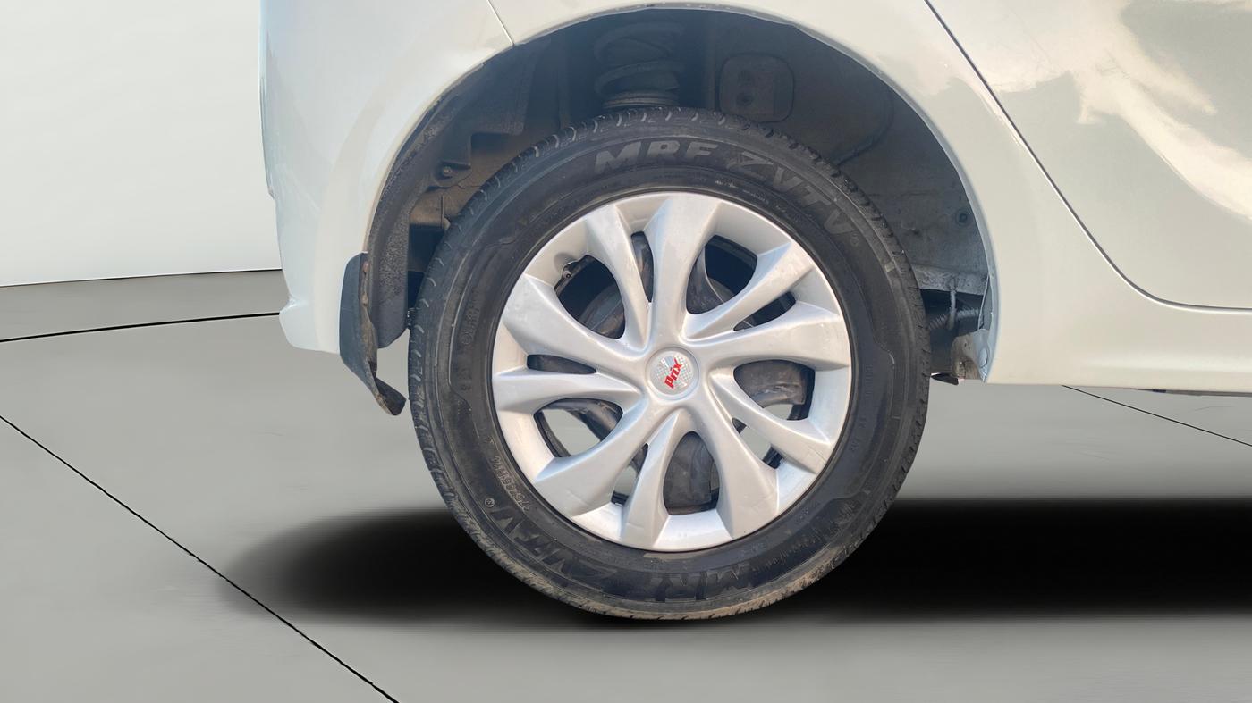 2023 Tata Tiago XT CNG, CNG, Manual, 71,795 km, Right Rear Wheel