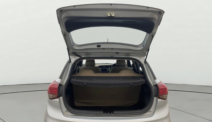 2019 Hyundai Elite i20 SPORTZ PLUS 1.2, Petrol, Manual, 72,454 km, Boot Door Open