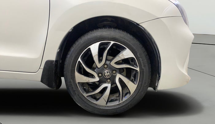 2019 Toyota Glanza V CVT, Petrol, Automatic, 82,020 km, Right Front Wheel