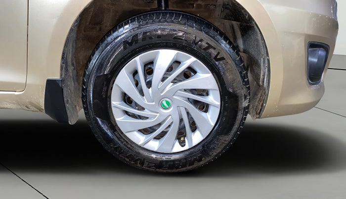 2014 Maruti Swift Dzire VXI, Petrol, Manual, 18,745 km, Right Front Wheel